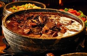 Feijoada – tocana braziliana cu fasole